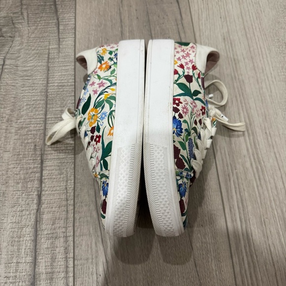 Alice + Olivia Floral Print Sneakers - Picture 5 of 5